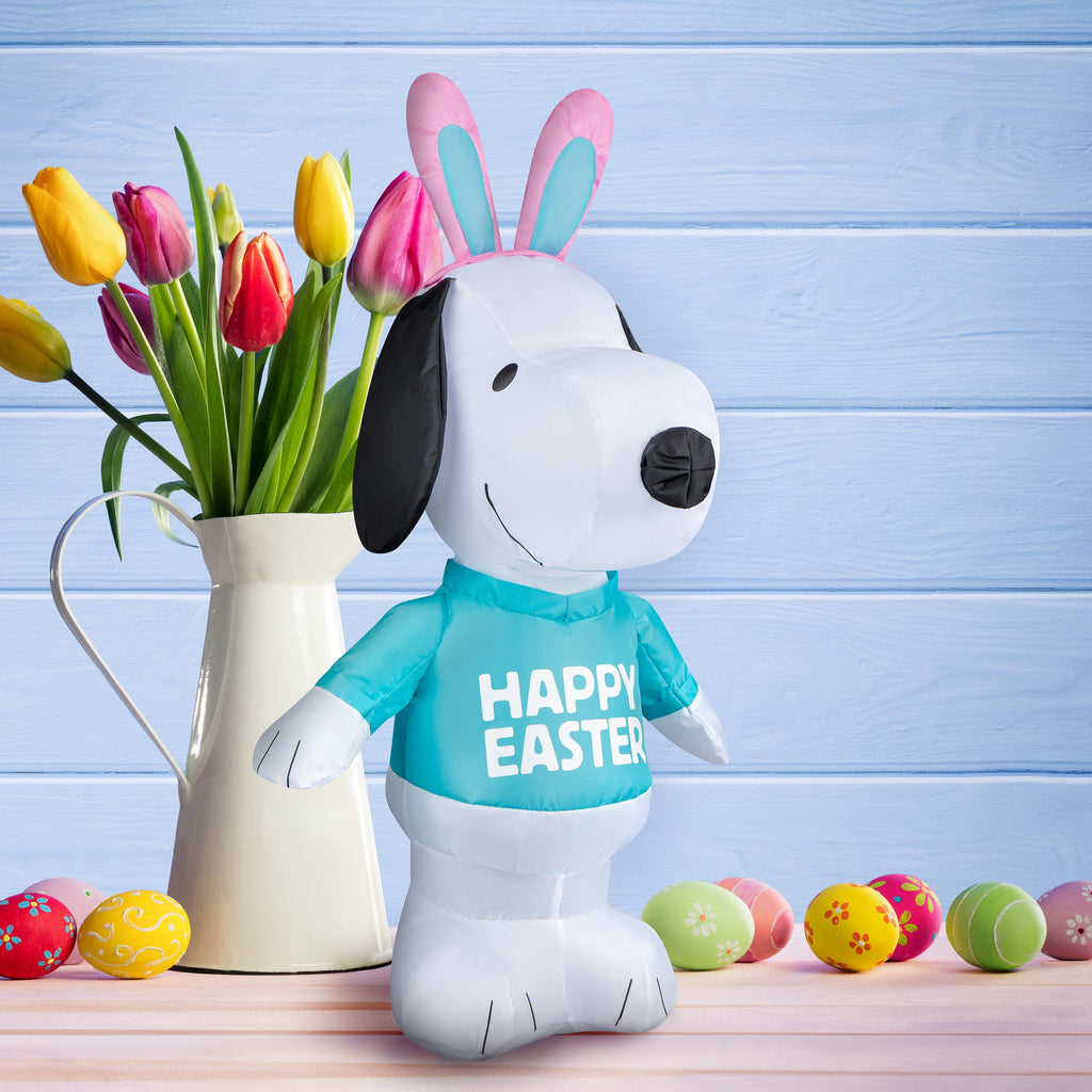 Inflatable Snoopy Decoration, Self Inflating, 4 AA Batteries Required, Easter Collection, 19 Inches